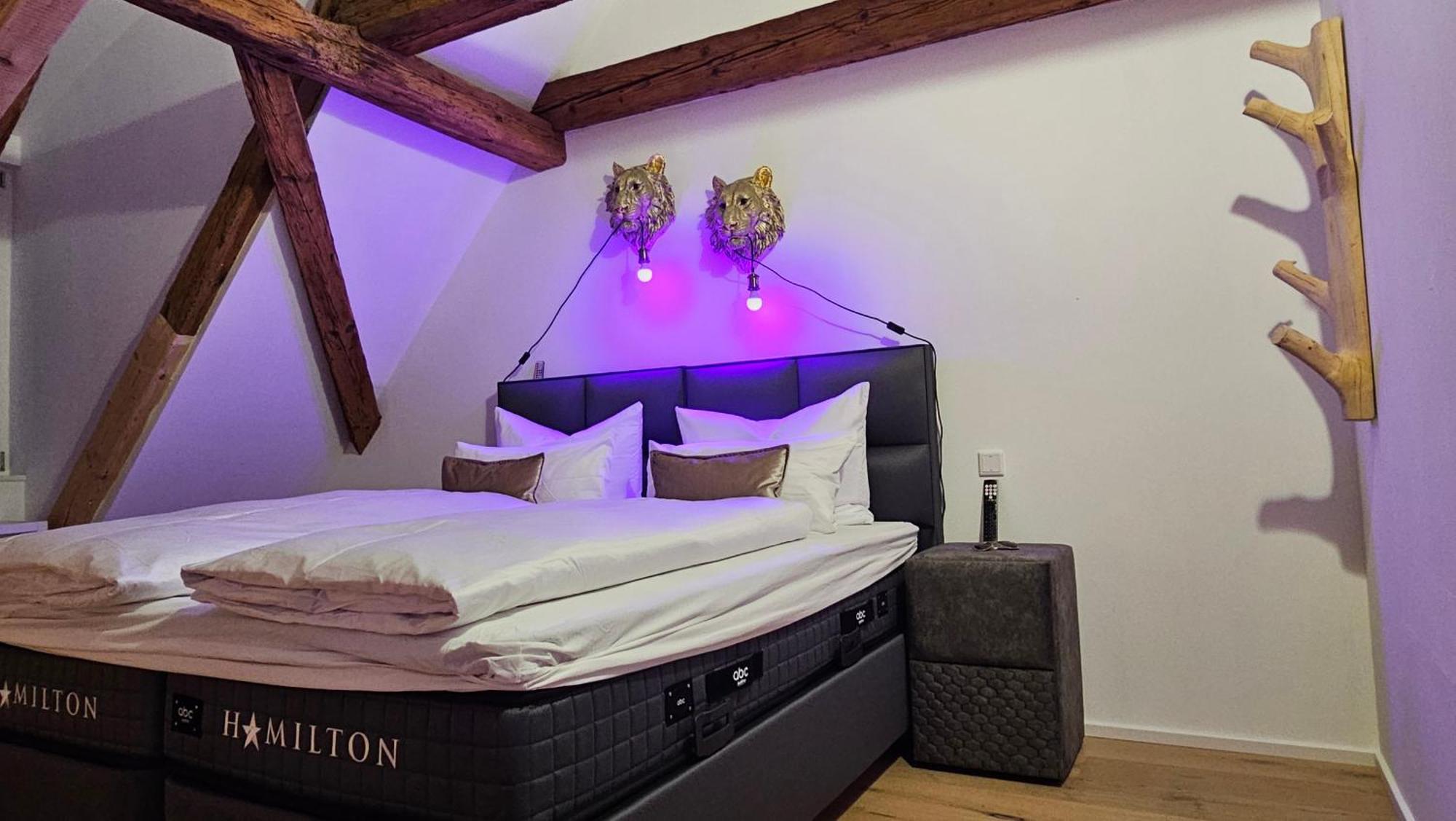 Апартаменты Wood World Luxury - Massage - Bergblick - Tranpolin- Parken Маркдорф Экстерьер фото
