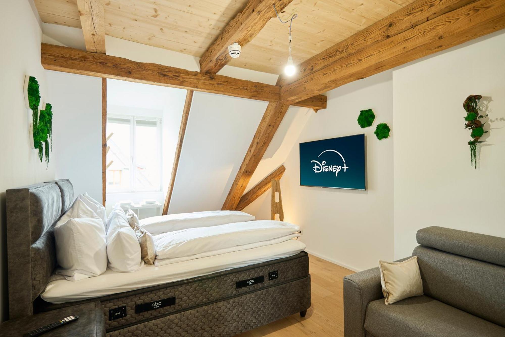 Апартаменты Wood World Luxury - Massage - Bergblick - Tranpolin- Parken Маркдорф Экстерьер фото